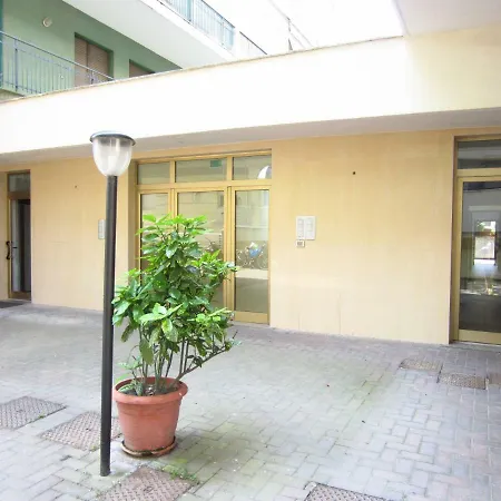 New & Modern On The Sea *