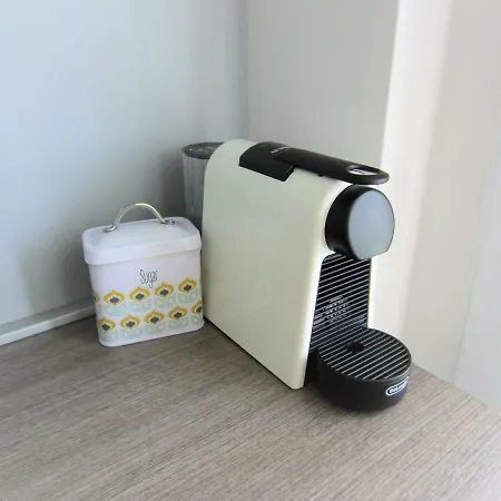 New & Modern On The Sea דירה *